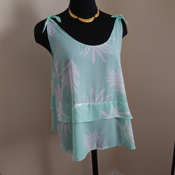 Ava & Viv Tops - Ava & Viv Tropical Print Tie Strap Tank